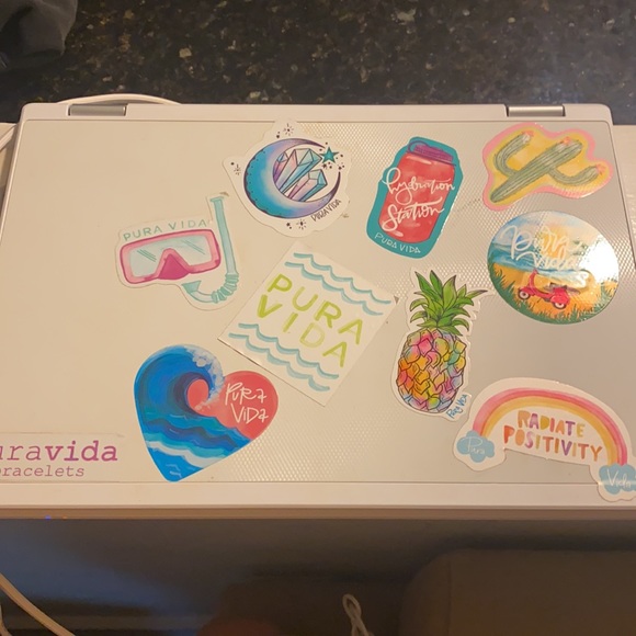 Acer Chromebook laptop, white, CB5-132T series, good condition, with charger…… - Picture 2 of 4